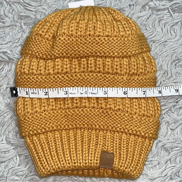 Womens Beanie Hat Knit Mustard Yellow New - Picture 5 of 5